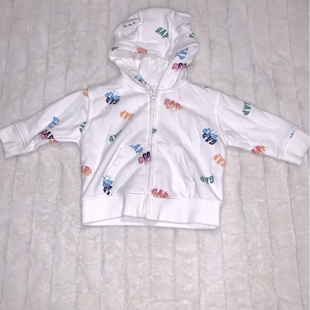 Gap Sweatshirt